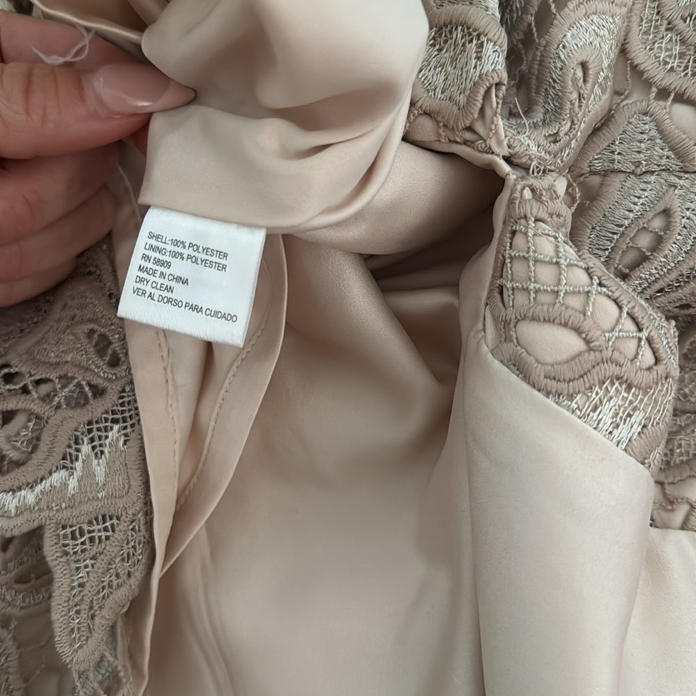 Antonio Melani | Beige Lace Dress | Cap Sleeve | size 2 | Lined - Picture 7 of 7